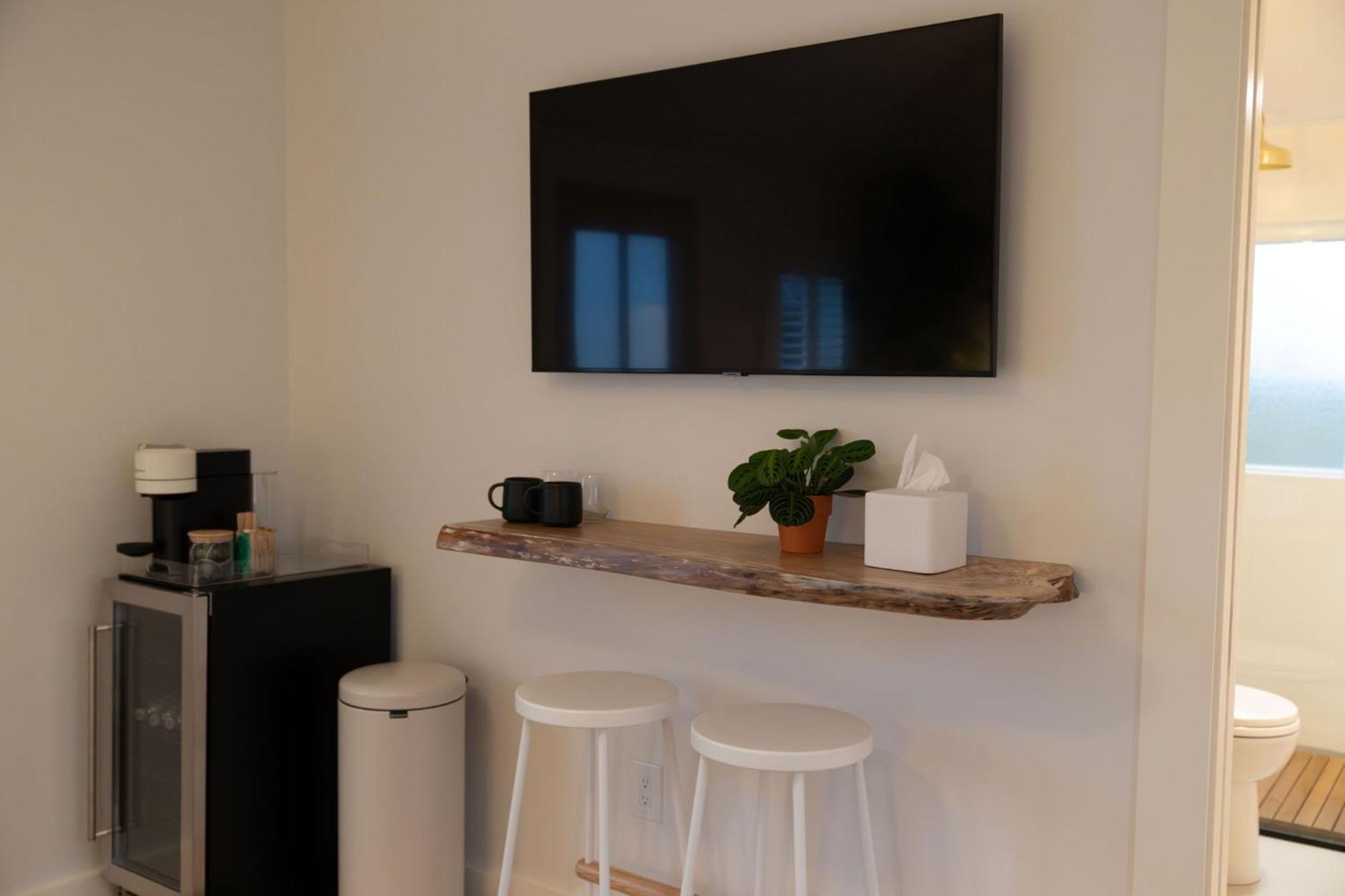 Sisu, A Boutique Motel Plymouth Dış mekan fotoğraf